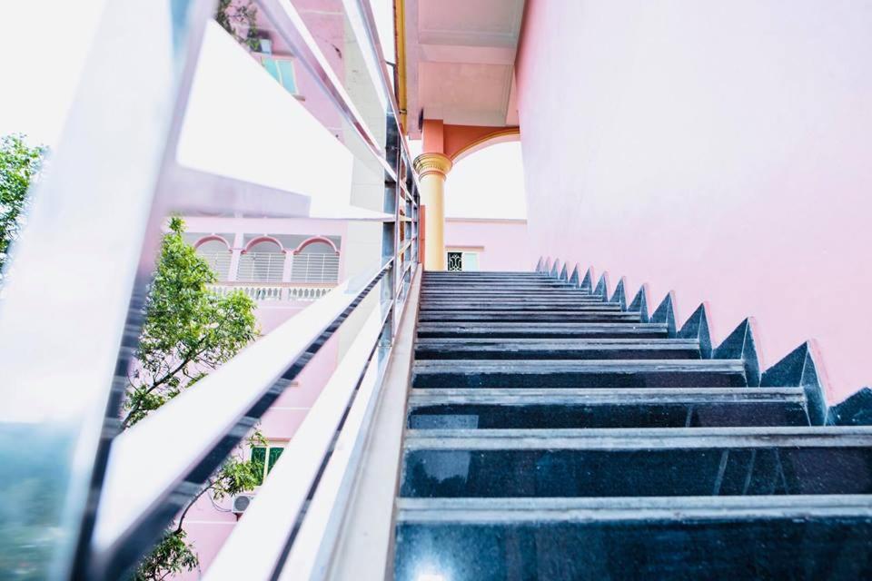 Ban Gum Hung Thinh Hotel מראה חיצוני תמונה